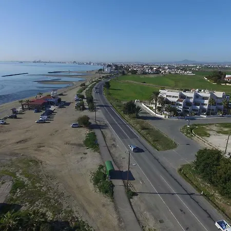 Apartament Beach Front Larnaca